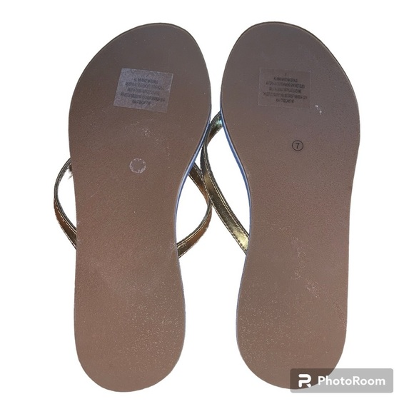 LILLY PULITZER FLIP FLOPS - Picture 5 of 5